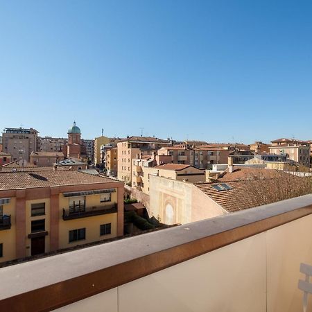 Scandellari Apartments - Stylish Stay For Two Guests Bolonha Exterior foto